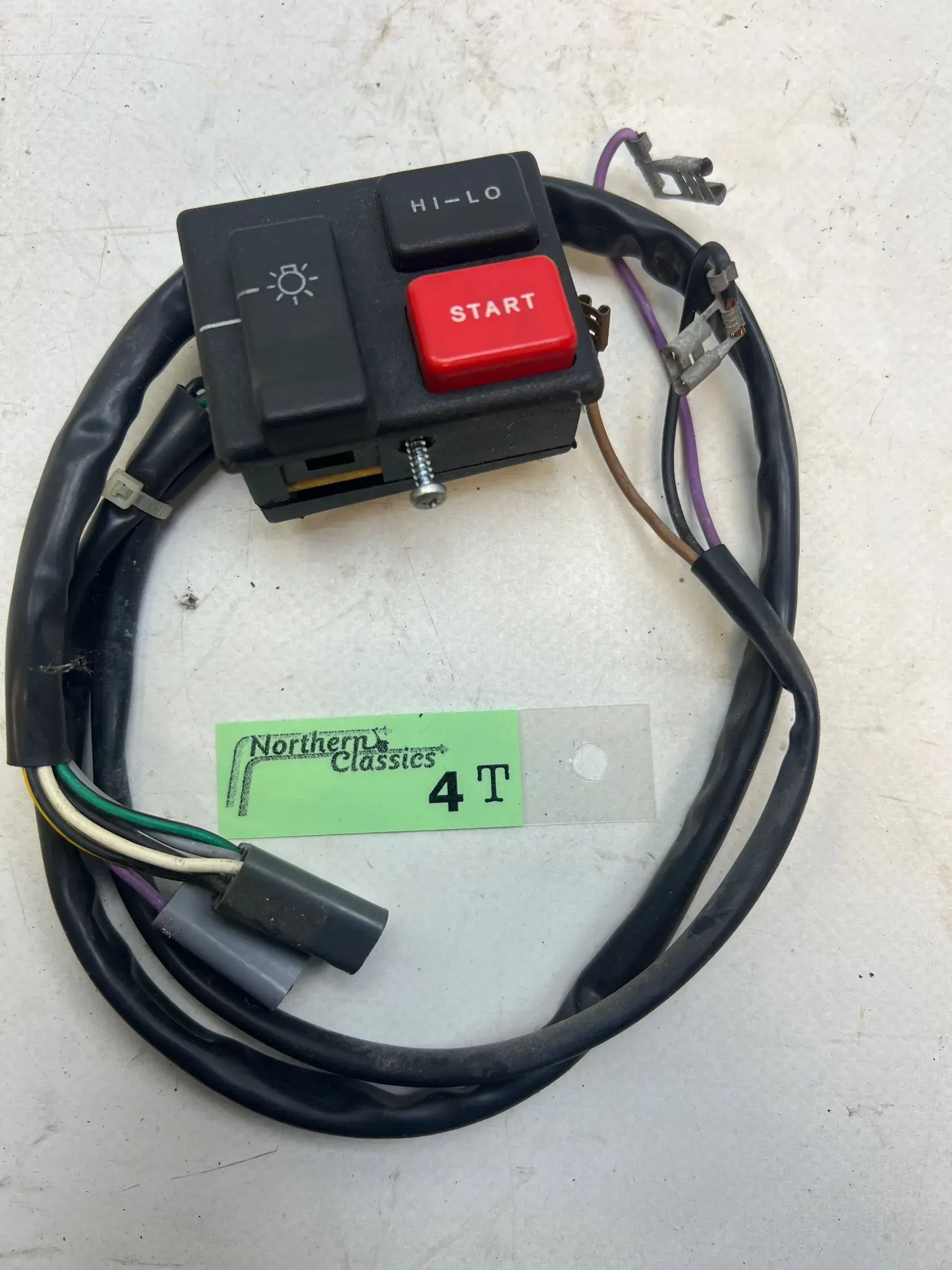 ORIGINAL Lichtschalter Vespa PK XL 2  290444 (4T) - Bild 1