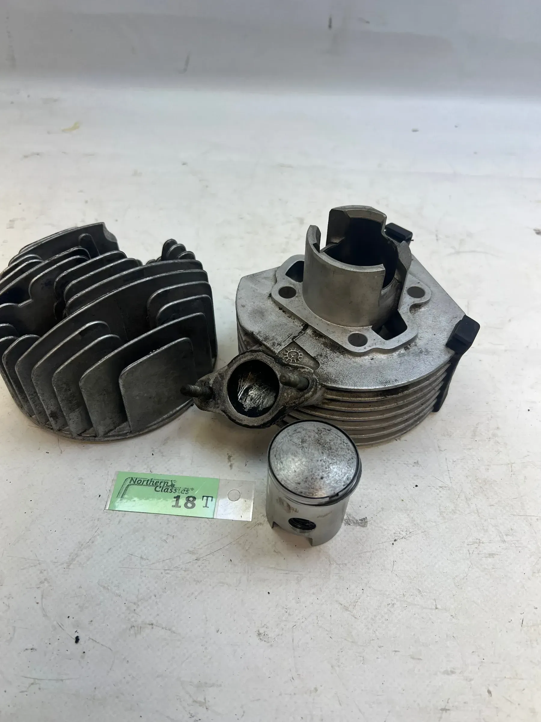 ORIGINAL VESPA PK 50 XL AUTOMATIK ZYLINDER-SET 285490 (18t) - Bild 1