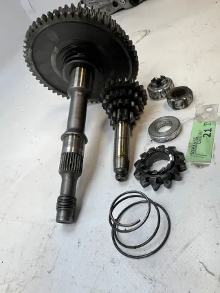 Vespa Piaggio PK S/ XL 1 2, V50 Hauptwelle, Getriebe, Welle (21t) - Bild 4