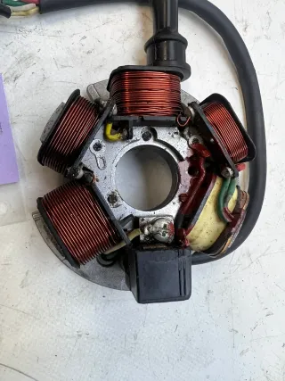 Vespa PK AUTOMATIK Lichtmaschine Piaggio Zündung m. E-Start (31u) - Bild 3