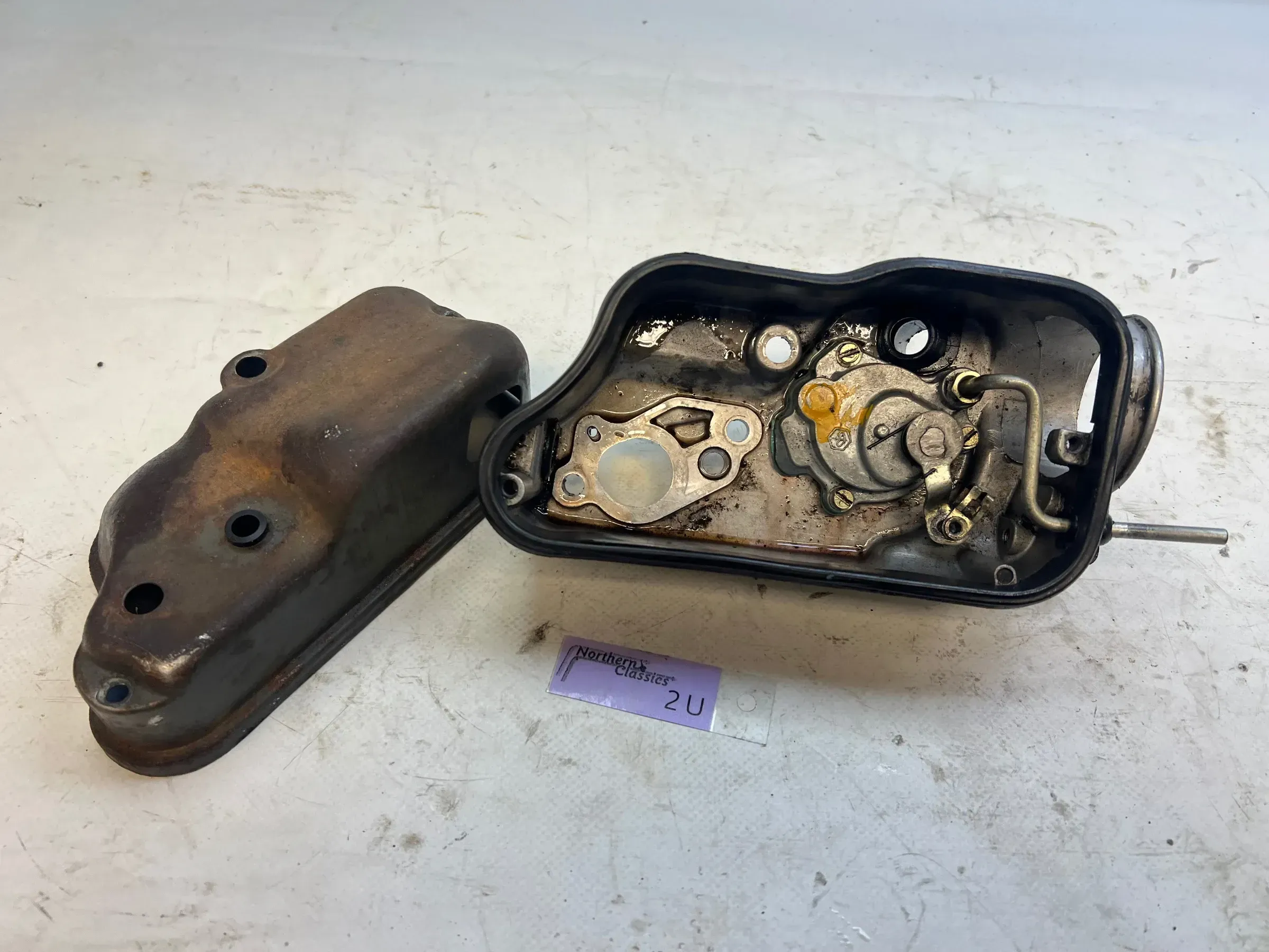 Vespa Cosa 200  VERGASERWANNE mit Ölpumpe Gehäuse 990813 (2u) - Bild 1